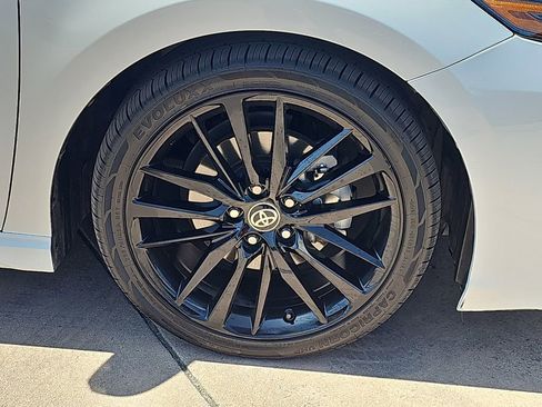Used 2023 Toyota Camry XSE image 40
