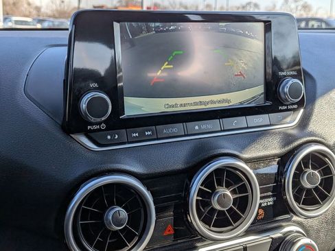 Used 2024 Nissan Sentra S image 14