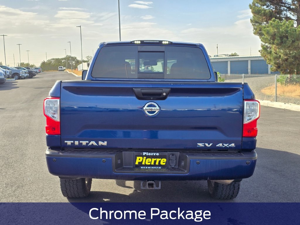 Used 2018 Nissan Titan SV w/ SV Convenience Package AWD/4WD image 5