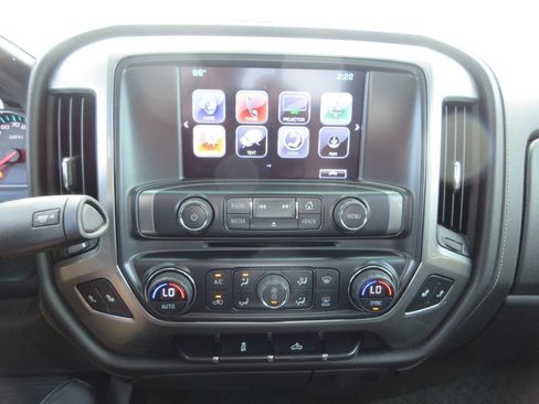 Used 2018 Chevrolet Silverado 1500 LTZ AWD/4WD image 29