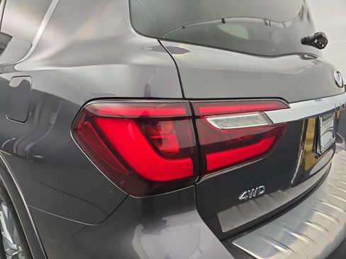 Used 2024 INFINITI QX80 Luxe image 18