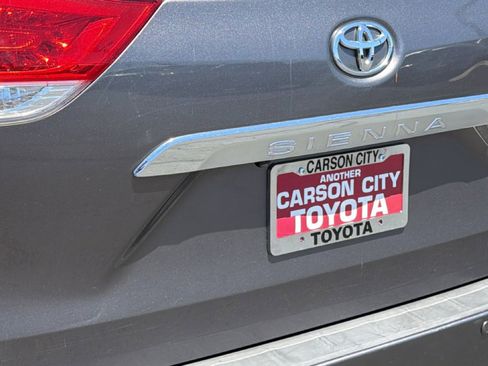 Used 2014 Toyota Sienna Limited w/ Limited Premium Package AWD/4WD image 25