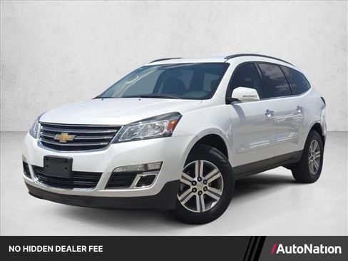 Used 2016 Chevrolet Traverse LT FWD image 1