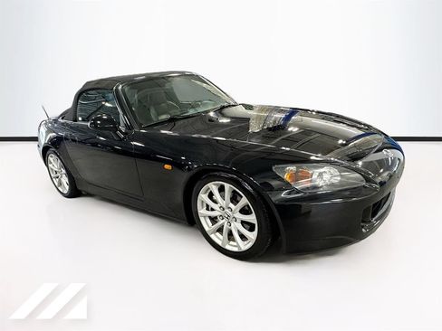 Used 2006 Honda S2000 image 3