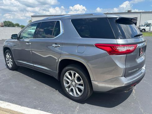 Used 2020 Chevrolet Traverse Premier AWD/4WD image 5