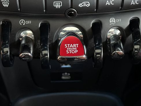 Used 2023 MINI Cooper S w/ Driver Assistance Package FWD image 23