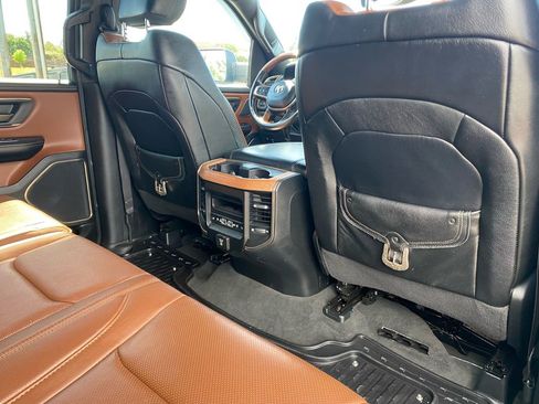 Used 2020 RAM 1500 Longhorn AWD/4WD image 34