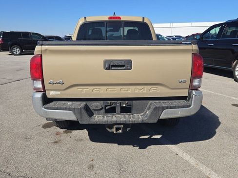 Used 2019 Toyota Tacoma SR5 image 6