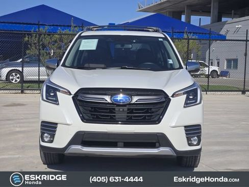 Used 2022 Subaru Forester Touring AWD/4WD image 2