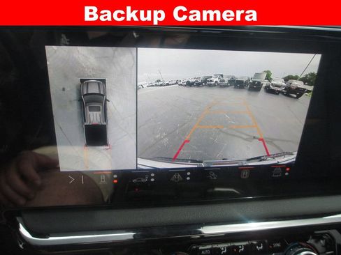 Used 2024 GMC Sierra 1500 AT4 w/ Technology Package AWD/4WD image 20