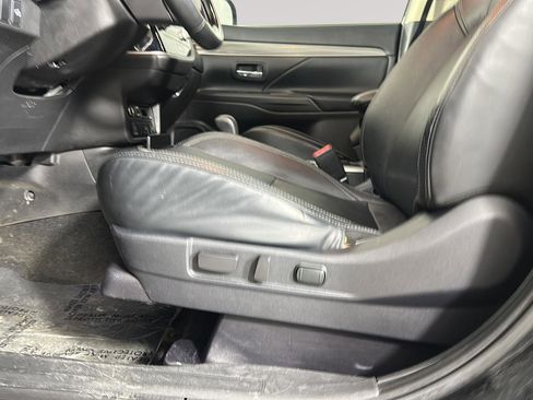 Used 2020 Mitsubishi Outlander SEL AWD/4WD image 6