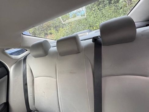 Used 2017 Honda Civic LX image 8