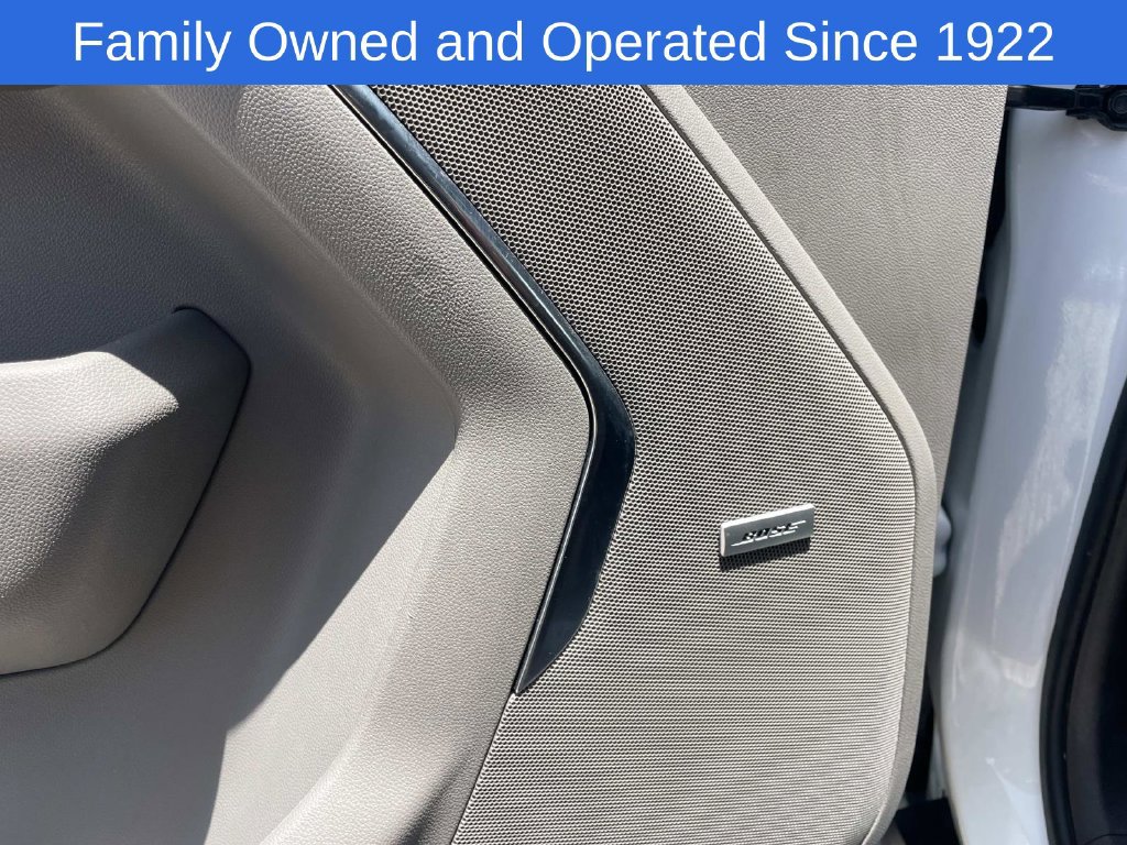 Used 2024 Chevrolet Tahoe LT RWD image 15
