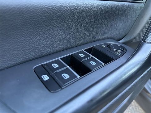 Used 2025 MAZDA CX-50 AWD 2.5 S w/ Preferred Package image 13