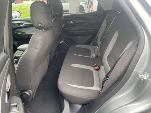 Used 2025 Chevrolet TrailBlazer LT FWD image 29