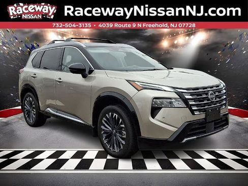 Certified 2025 Nissan Rogue Platinum image 1