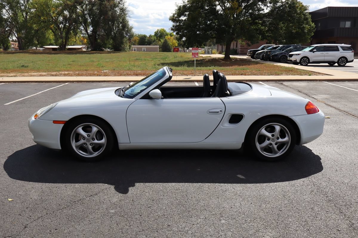 Used 1999 Porsche Boxster RWD image 9