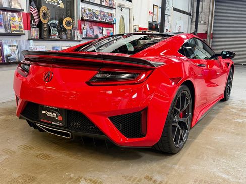 Used 2017 Acura NSX AWD/4WD image 7