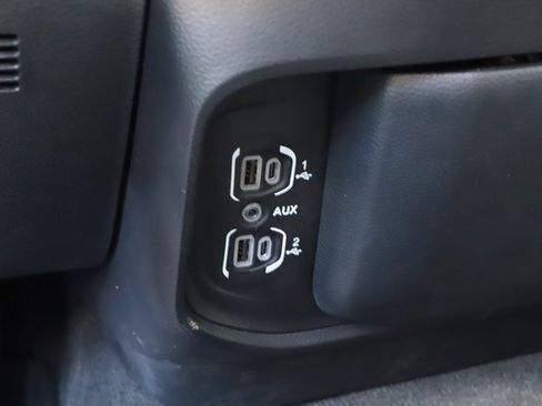 Used 2024 RAM 1500 Big Horn image 27