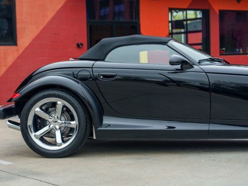 Used 2000 Plymouth Prowler image 20