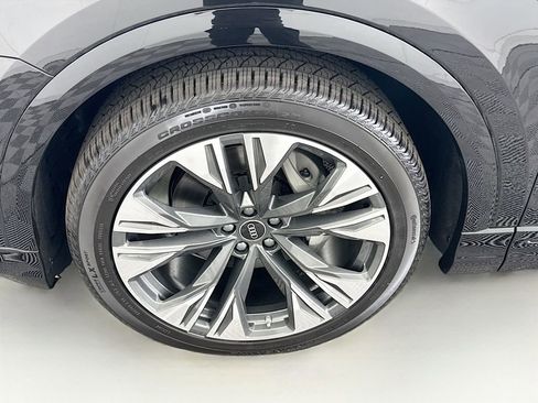 New 2026 Audi Q8 Premium Plus image 29