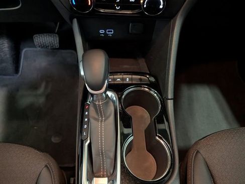 Used 2025 Buick Encore GX Preferred image 21