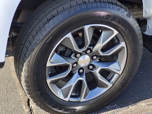 Used 2023 Chevrolet Silverado 1500 LT image 7