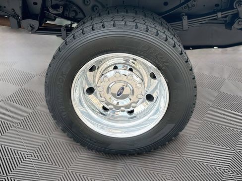 Used 2016 Ford F550 4x4 Crew Cab Super Duty image 23