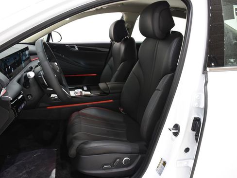 New 2025 Genesis G80 2.5T image 17