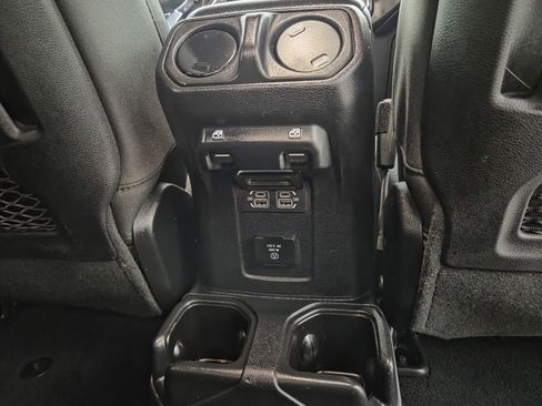 Certified 2021 Jeep Gladiator Mojave image 30