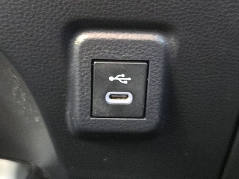 Used 2024 Toyota Corolla SE image 6