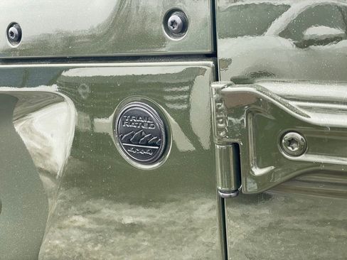 Used 2022 Jeep Wrangler Unlimited Sport image 9