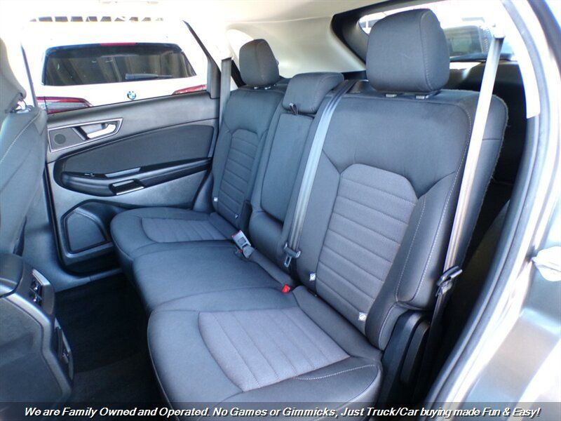 Used 2015 Ford Edge SE FWD image 21