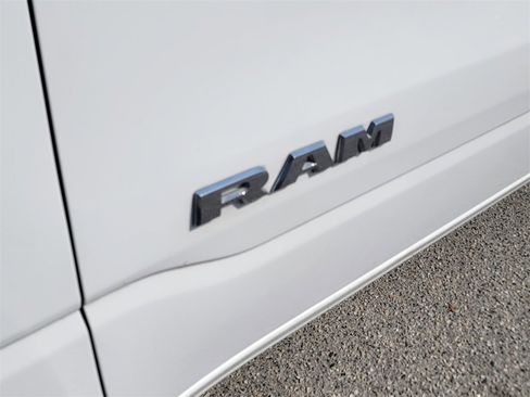Used 2019 RAM 1500 Big Horn image 13