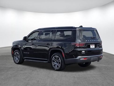 Used 2022 Jeep Wagoneer Series III AWD/4WD image 6