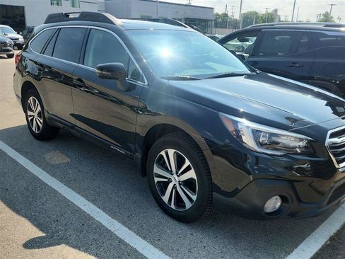 Used 2018 Subaru Outback 2.5i Limited AWD/4WD image 1