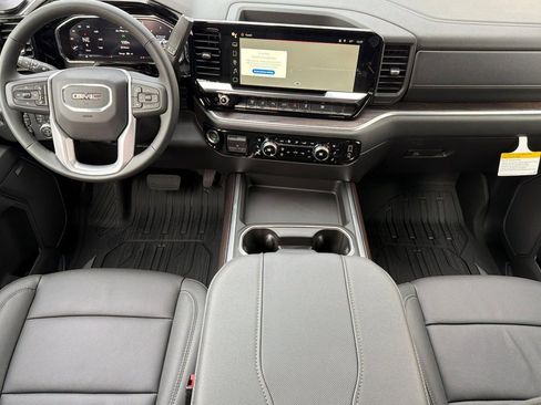 New 2026 GMC Sierra 3500 SLT w/ SLT Premium Package image 11