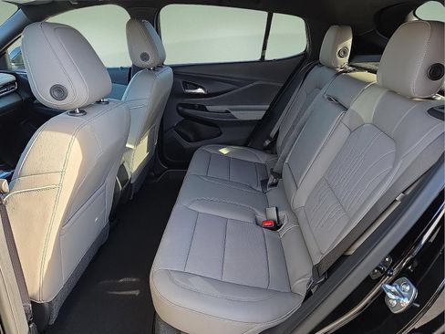 New 2026 Buick Envista Avenir FWD image 10