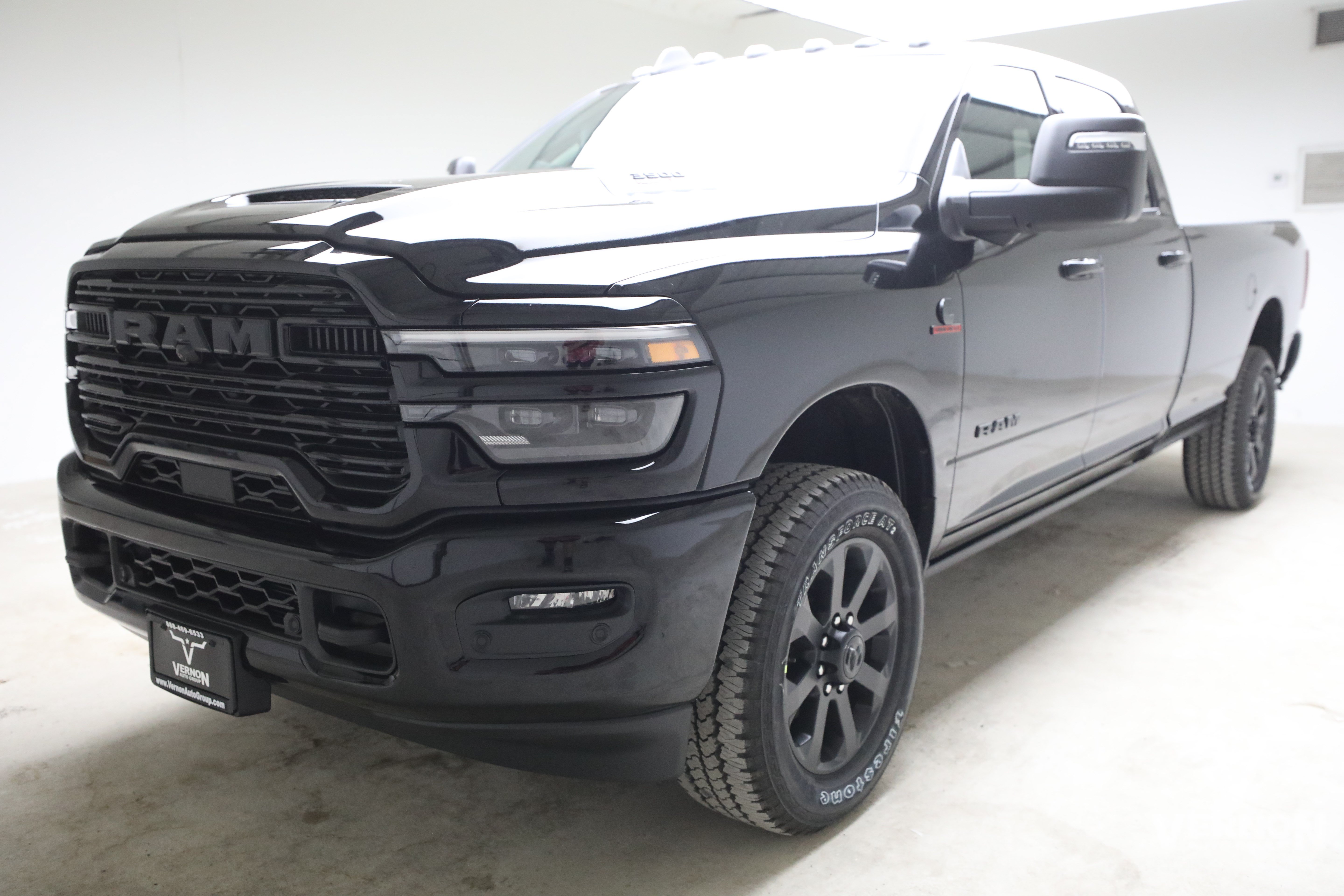 New 2027 RAM 3500 Laramie AWD/4WD image 1