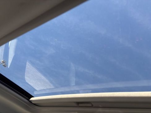 Used 2011 Chevrolet Impala LT w/ Luxury Edition Package image 11