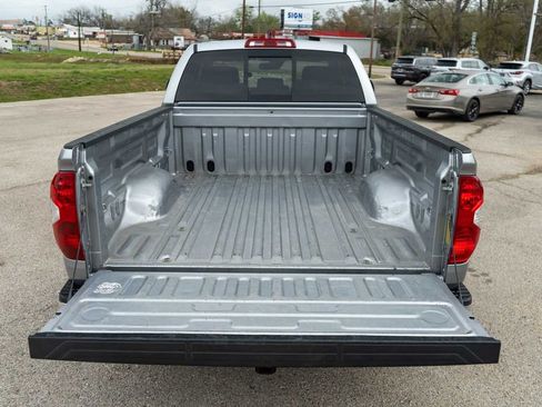 Used 2021 Toyota Tundra SR5 RWD image 8