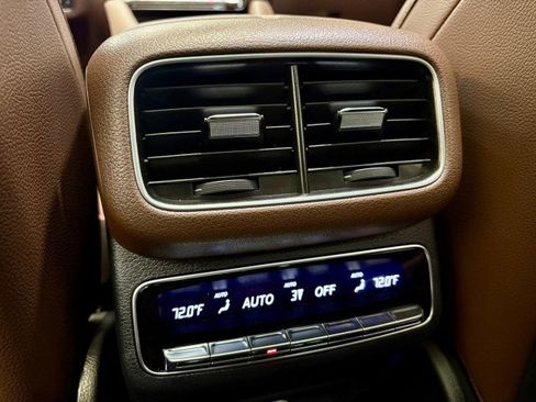 New 2026 Mercedes-Benz GLS 450 4MATIC image 17