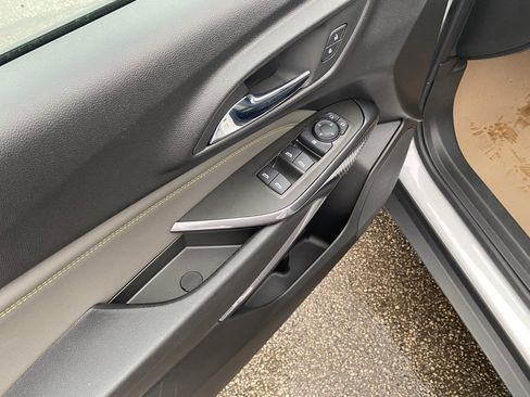 Used 2024 Chevrolet Trax ACTIV w/ Driver Confidence Package image 11