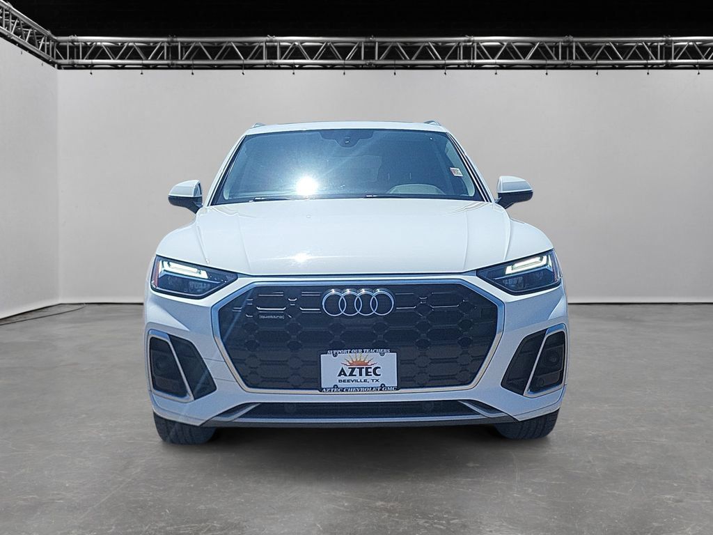 Used 2024 Audi Q5 2.0T Premium Plus AWD/4WD image 2