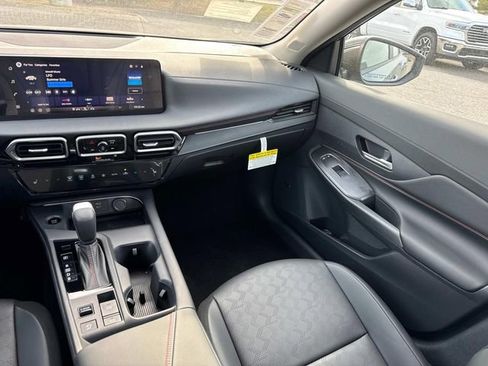 New 2026 Nissan Sentra SR w/ SR Premium Package FWD image 17