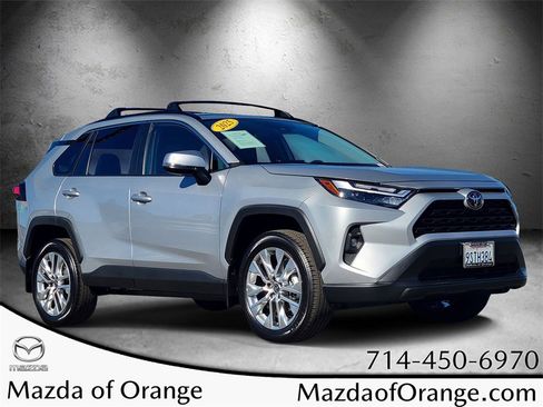 Used 2025 Toyota RAV4 XLE Premium image 1