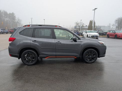 Used 2023 Subaru Forester Sport image 7