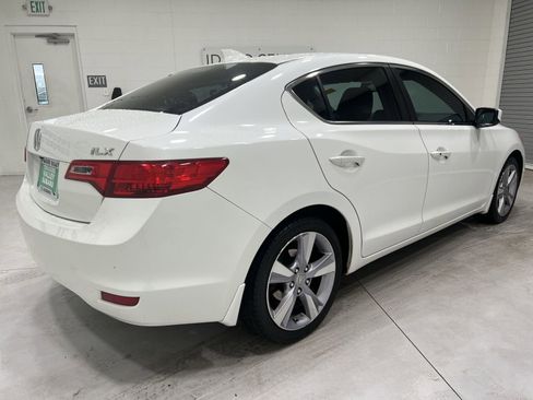 Used 2013 Acura ILX w/ Technology Package image 8