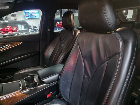 Used 2018 Lincoln MKX Select w/ Select Plus Package image 24