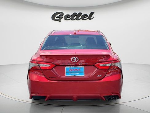 Used 2019 Toyota Camry SE FWD image 6